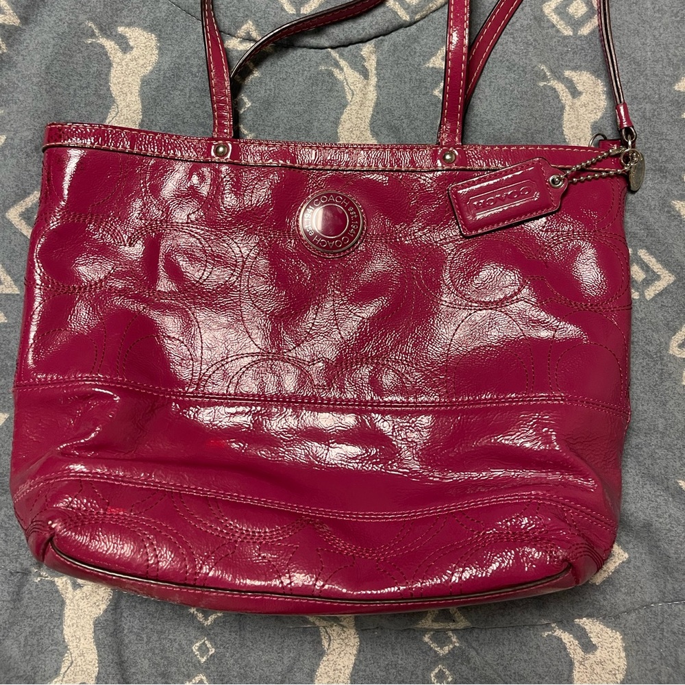 Coach signature patent leather bag pink